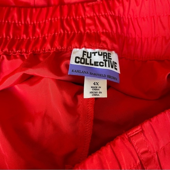 NWT size  4X Women's High-Rise Nylon Track Pants Future Collective™ sold out - Picture 12 of 16